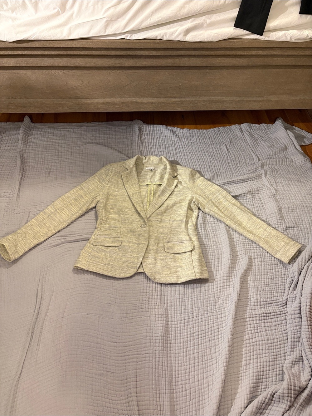 CAbi Cream-Tone Tweed Women's Blazer With Shoulder Pads